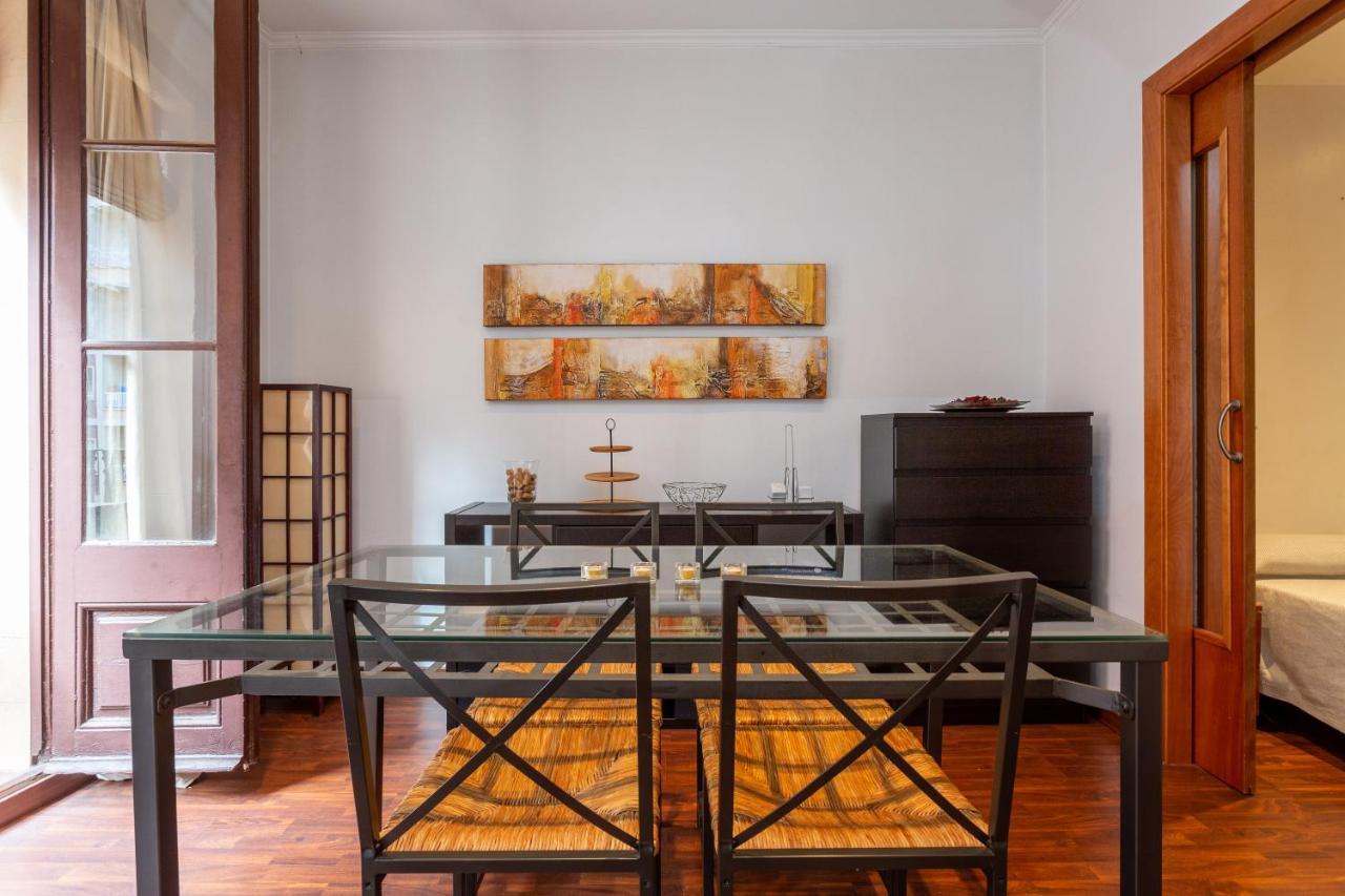 Aparteasy - Turo Park With Lovely Balcony Барселона Экстерьер фото