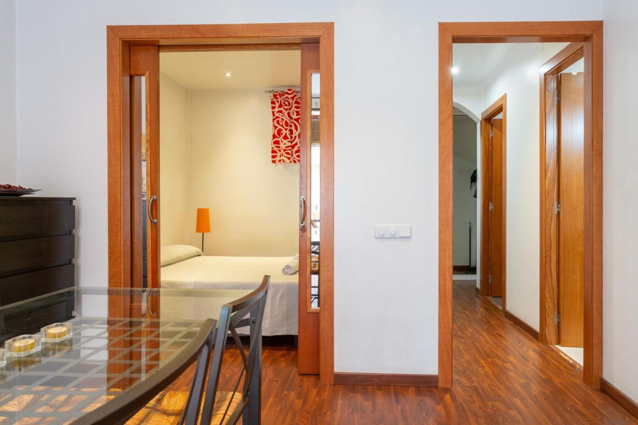 Aparteasy - Turo Park With Lovely Balcony Барселона Экстерьер фото