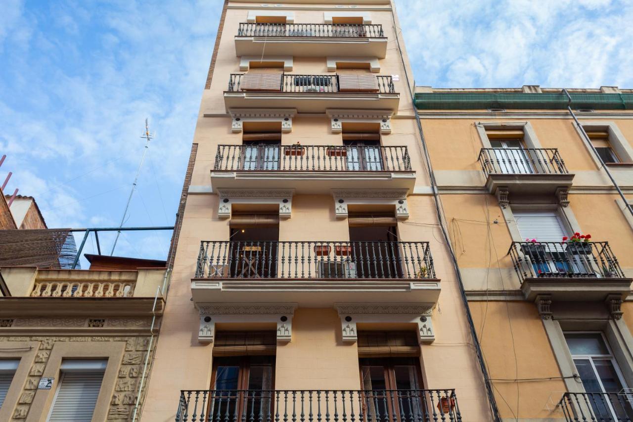 Aparteasy - Turo Park With Lovely Balcony Барселона Экстерьер фото